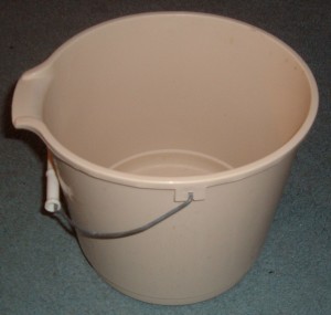 empty bucket